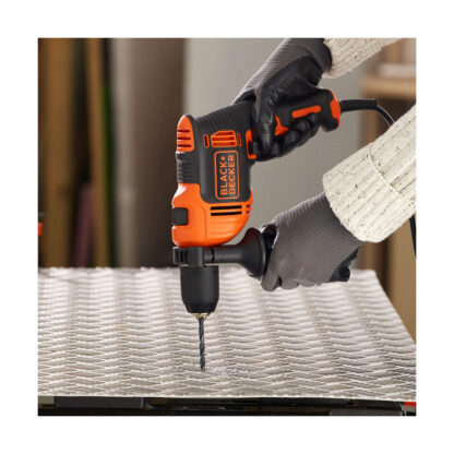 Σετ τρυπανιών και αξεσουάρ Black & Decker BEH710K-QS 230 V 710 W