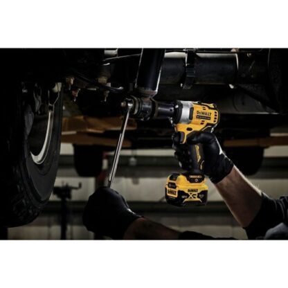 Κρουστικό κλειδί Dewalt DCF901P2-QW 12 V 340 nm