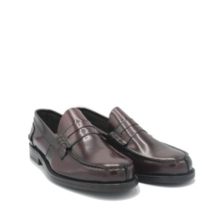 Saxone of Scotland - Elegant Bordeaux Calf Leather Loafers