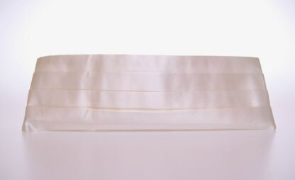 Dolce & Gabbana - Elegant White Silk Cummerbund