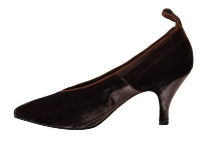 - Chic Brown Suede Pointed Toe Pumps