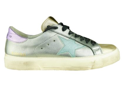 Golden Goose - Chic Italian Crafted Leather Sneakers