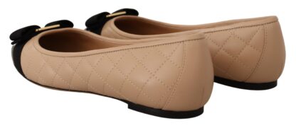 Salvatore Ferragamo - Elegant Quilted Leather Flats - Chic Dual-Tone Design