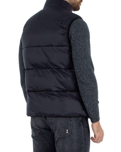 Comme Des Fuckdown - Sleek Sleeveless Padded Gilet with Rubber Logo