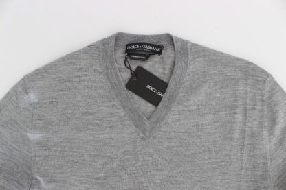 Dolce & Gabbana - Elegant Gray Silk-Cashmere V-Neck Sweater