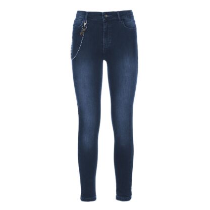 Imperfect - Chic Lightly Washed Blue Slim-Fit Jeans with Chain Detail