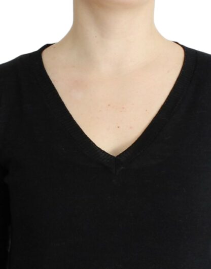 Costume National - Elegant V-Neck Lightweight Sweater