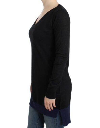 Costume National - Elegant V-Neck Lightweight Sweater