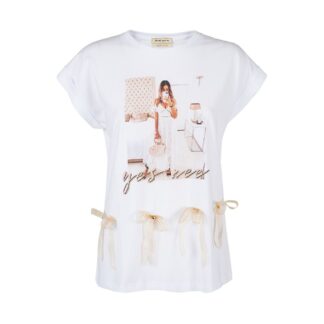 Yes Zee - Elegant Capri Design White T-Shirt for Women