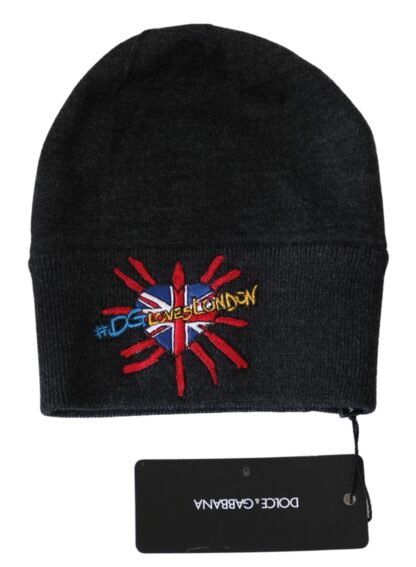 Dolce & Gabbana - Elegant Black Wool Beanie with Iconic Patch