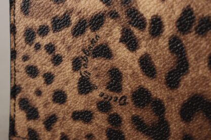 Dolce & Gabbana - Exquisite Leopard Pattern Bifold Wallet