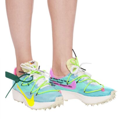 Off-White - Asymmetrical Lacing Vaporstreet Sneakers