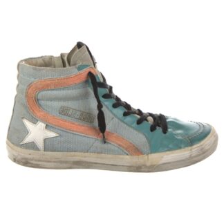 Golden Goose - Elegant Blue Suede Low Sneakers with Star Accent