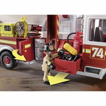 Playset Οχημάτων   Playmobil Fire Truck with Ladder 70935         113 Τεμάχια