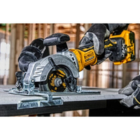 Bosch UniversalCirc Akku-Kreissge