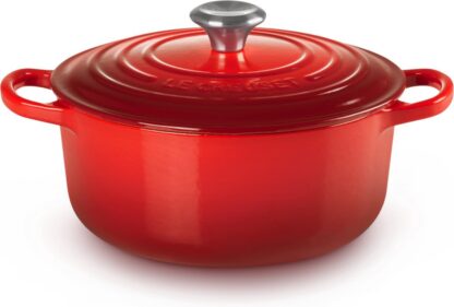Le Creuset Signature Casserole round 22 cm Cerise