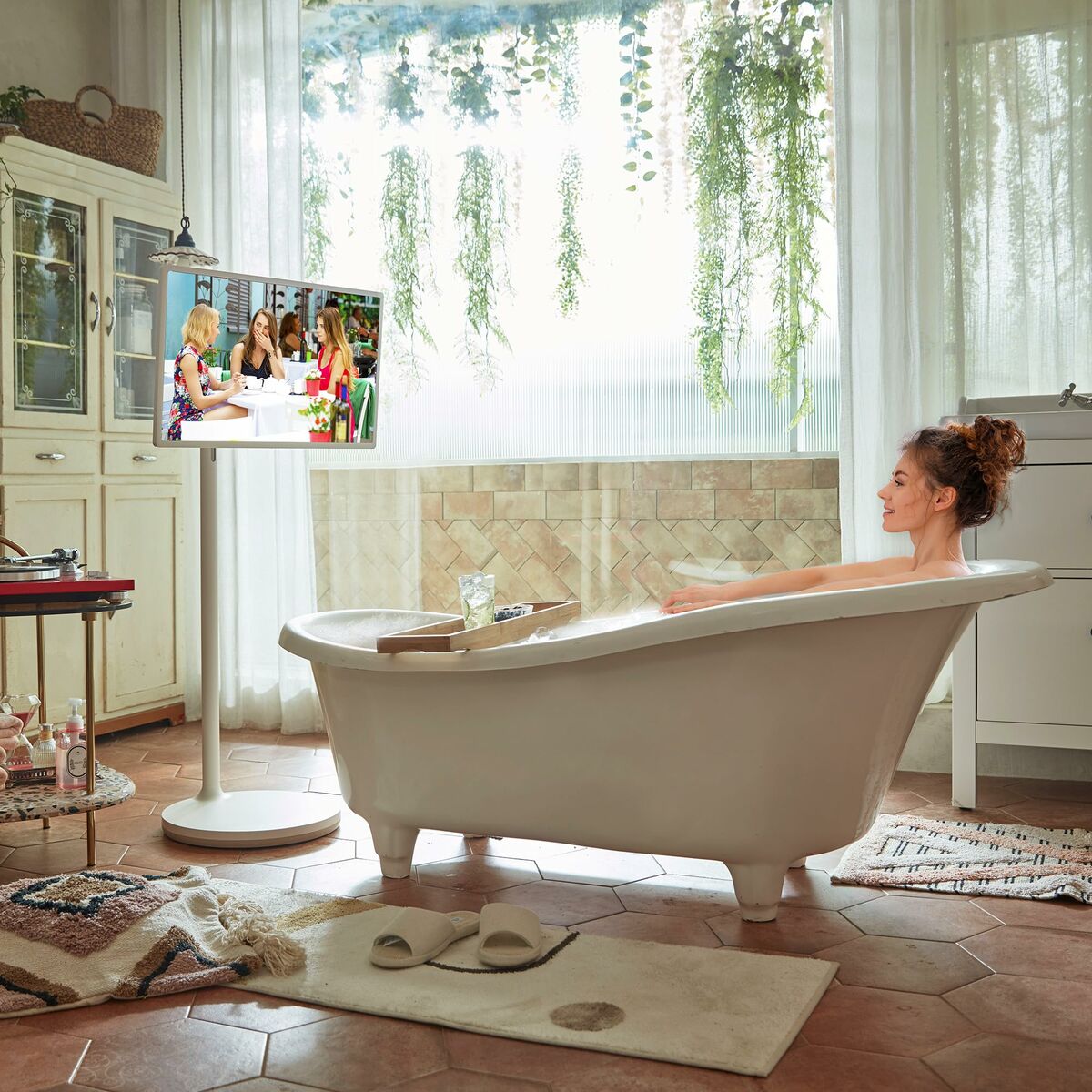 Smart TV LG 27ART10AKPL.AEUW 27" Smart TV LG 27ART10AKPL.AEUW 27"