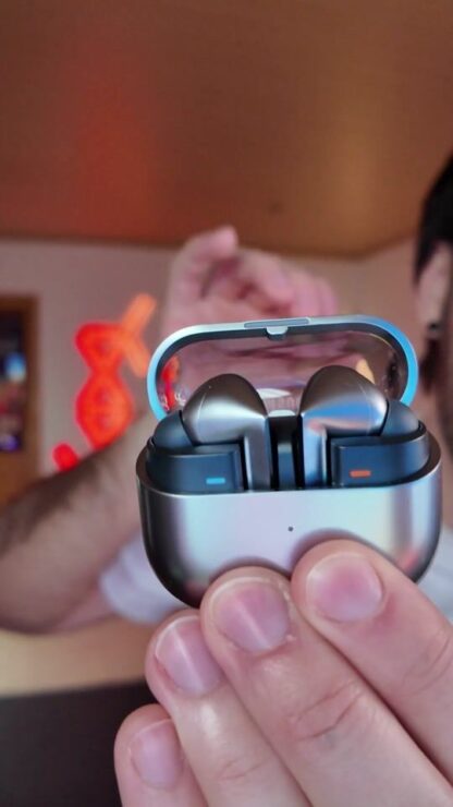 Samsung Galaxy Buds3 Pro Bluetooth Handsfree Ακουστικά με Αντοχή στον Ιδρώτα και Θήκη Φόρτισης Ασημί