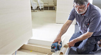 Bosch GHO 12V-20 Professional Πλάνη 12V 2x3Ah με Σύστημα Αναρρόφησης