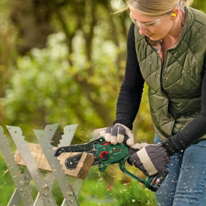 Bosch Κλαδευτικό Αλυσοπρίονο Μπαταρίας Solo Brushless 18V 1.3kg με Λάμα 15cm Κωδικός: 06008B8901