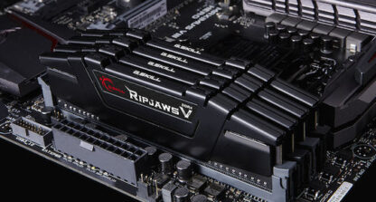G.Skill Ripjaws V 128GB DDR4 RAM με 4 Modules (4x32GB) και Ταχύτητα 3600 για Desktop Κωδικός: F4-3600C16Q-128GVK