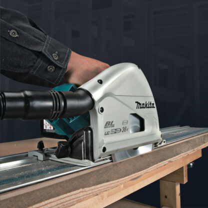 Makita Βυθιζόμενο Δισκοπρίονο 18V Solo με Ρύθμιση Ταχύτητας και με Σύστημα Αναρρόφησης Κωδικός: DSP600Z