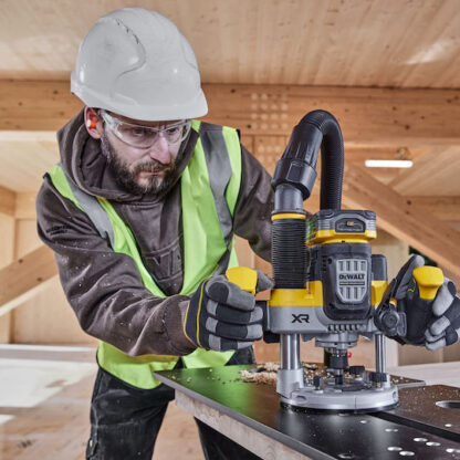 Dewalt Κάθετη Φρέζα 18V Solo Κωδικός: DCW620NT