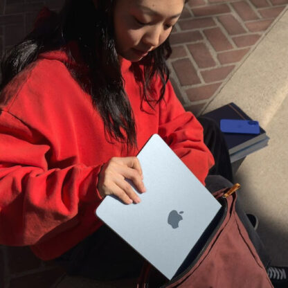 Apple MacBook Air 13.6" Retina Display (M4-10‑core/16GB/256GB SSD) Silver (DE Keyboard)