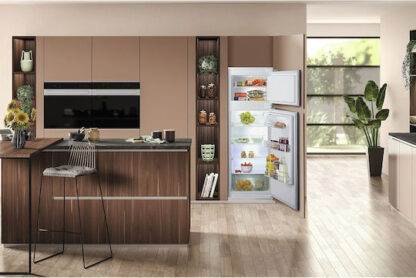 Hotpoint-Ariston Ψυγείο Δίπορτο 218lt Υ144.1xΠ54xΒ54.5εκ. Μαύρο BDFS 2422