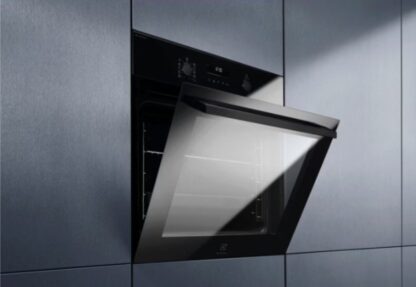 Electrolux LOD6F77WZ SteamBake 600 Catalysis Steam oven Black
