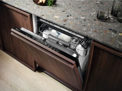 Electrolux Serie 700 EEG68600W Fully built-in 14 place settings A