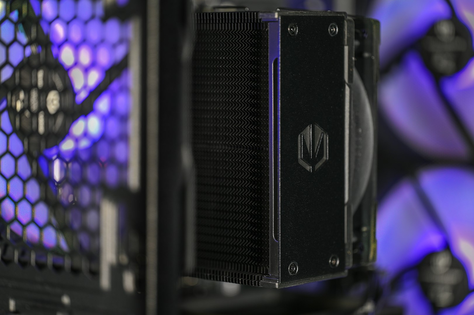 Actina 5901443410270 PC AMD Ryzen™ 5 7500F 32 GB DDR5-SDRAM 1 TB SSD Intel Arc B580 Midi Tower Black Actina 5901443410270 PC AMD Ryzen™ 5 7500F 32 GB DDR5-SDRAM 1 TB SSD Intel Arc B580 Midi Tower Black