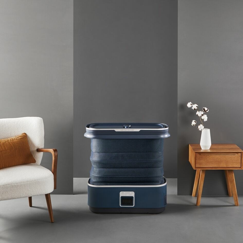 TEFAL CARE FOR YOU FIRST automatic steam cabinet YT2020 Navy blue TEFAL CARE FOR YOU FIRST automatic steam cabinet YT2020 Navy blue