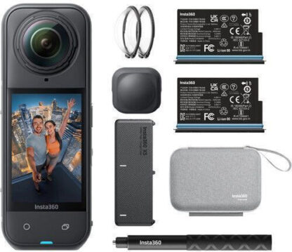 Insta360 X5 Action Camera 8K Essentials Bundle με Οθόνη και Wi-Fi Μαύρη