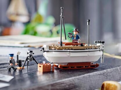 LEGO ICONS 40729 Shackleton's Lifeboat