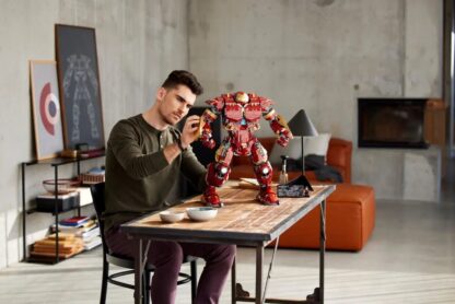 LEGO MARVEL 76210 HULKBUSTER