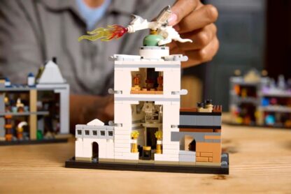 LEGO HARRY POTTER 76444 Diagon Alley Wizarding Shops