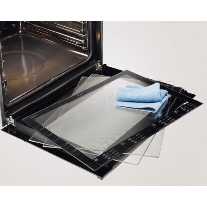 Electrolux LKR540266W Freestanding electric cooker with oven