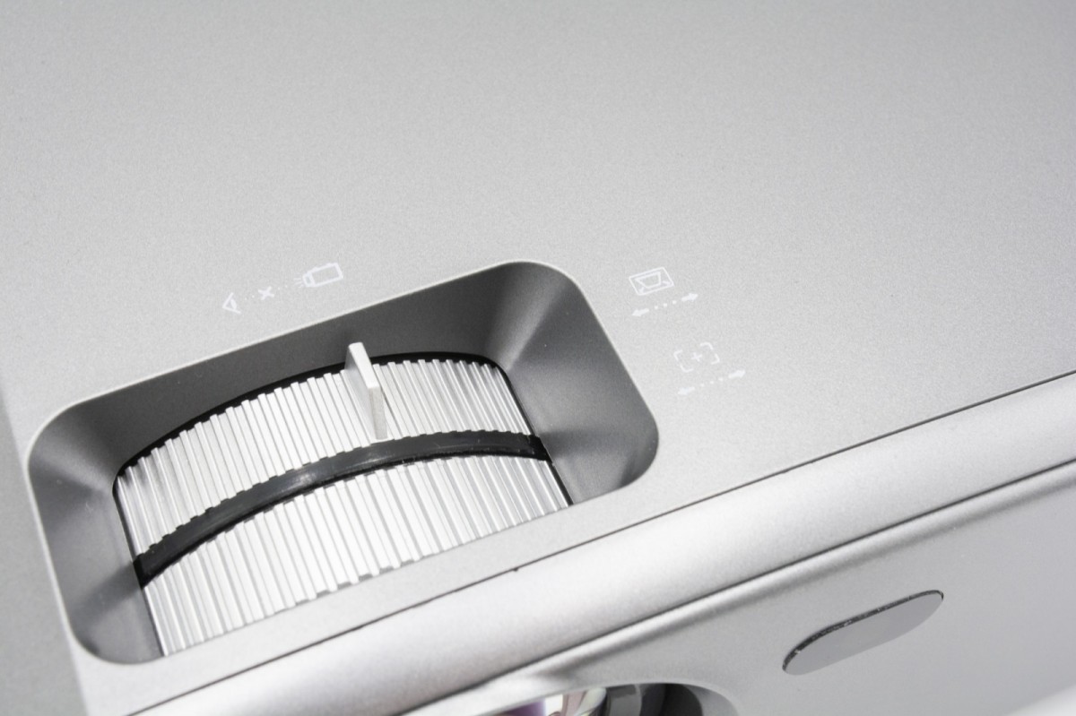 Projector FullHD 1080p Projector FullHD 1080p