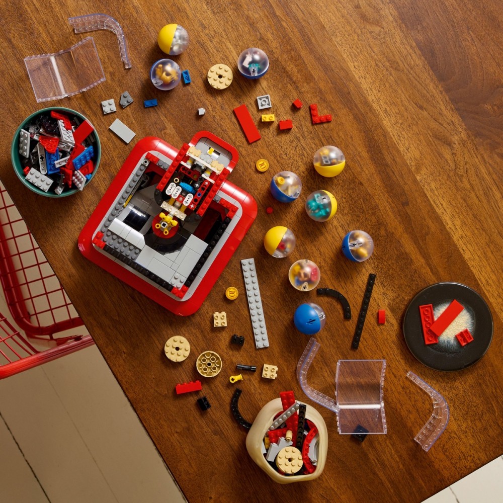 Ideas Building Set 21358: Minifigure Machine Ideas Building Set 21358: Minifigure Machine