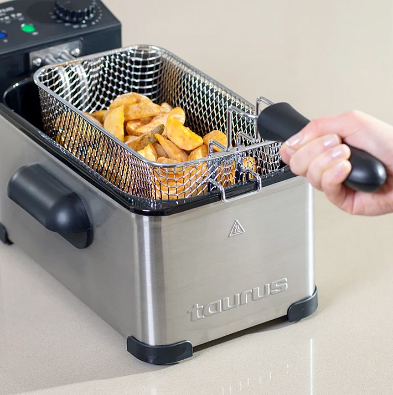 Taurus oil fryer 973967000 (2000W;3l) Taurus oil fryer 973967000 (2000W;3l)