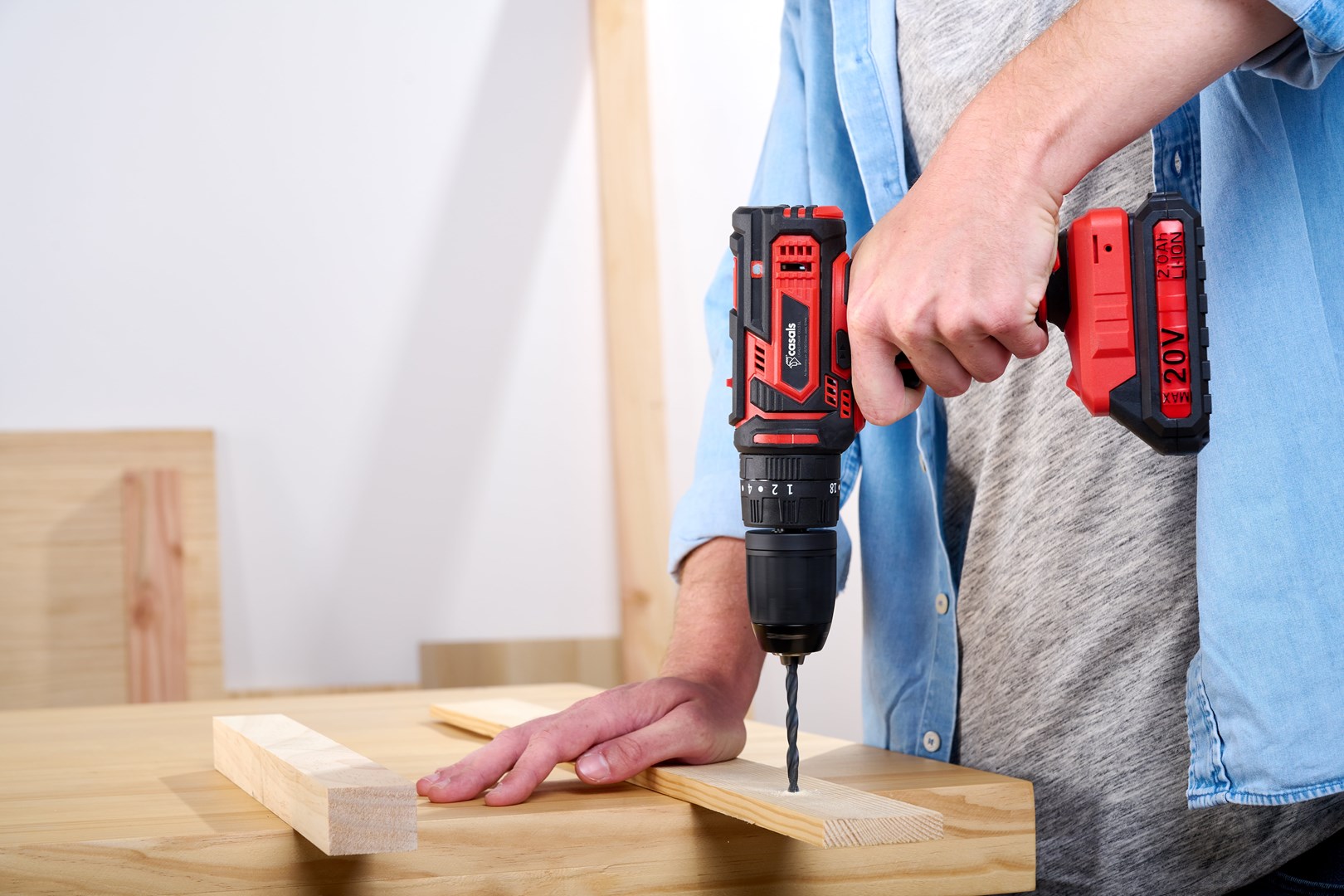 Cordless battery-powered screwdriver/drill 20V CASALS CID2050B Cordless battery-powered screwdriver/drill 20V CASALS CID2050B